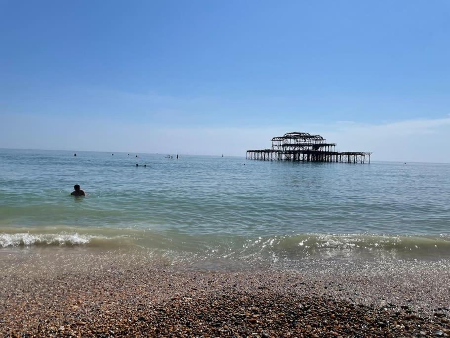 Rooms In A Beautiful House With Free On St Parking Brighton Exterior photo